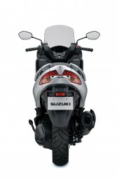 Suzuki_Burgman_400__2022