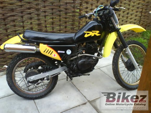 Suzuki DR 125 S