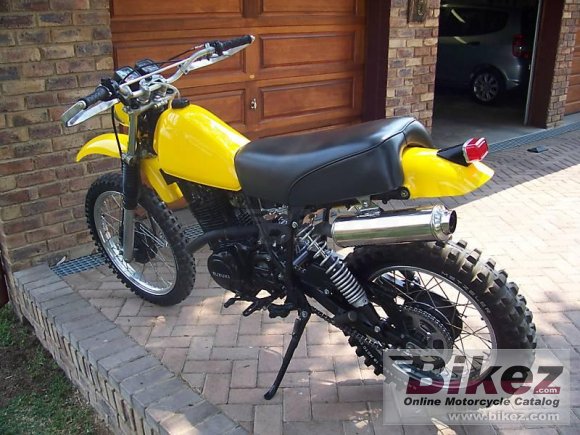 Suzuki DR 500 S