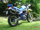 Suzuki_DR_600_S_1987