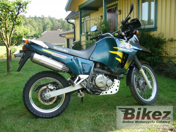 Suzuki DR 800 S