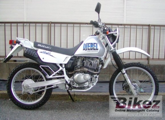 Suzuki Djebel 200