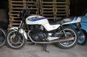 Suzuki_GSX_400_S_1987