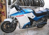 Suzuki_GSX_550_EF_1984