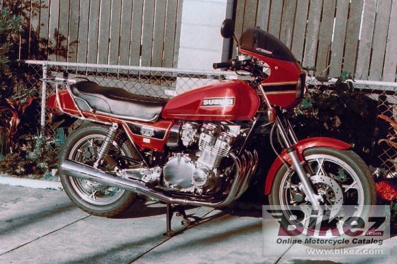 Suzuki GSX 750