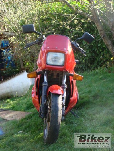 Suzuki GSX 750 EF