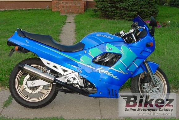 Suzuki GSX 750 F