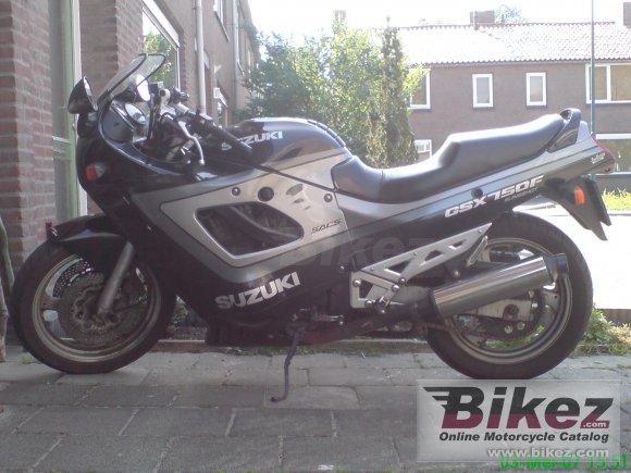 Suzuki GSX 750 F