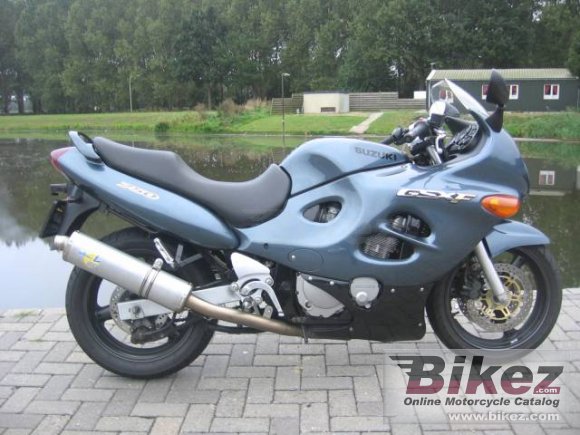 Suzuki GSX 750 F