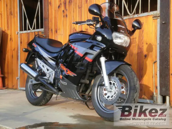 Suzuki GSX 750 F