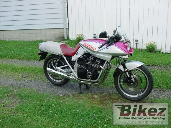 Suzuki GSX 750 S Katana