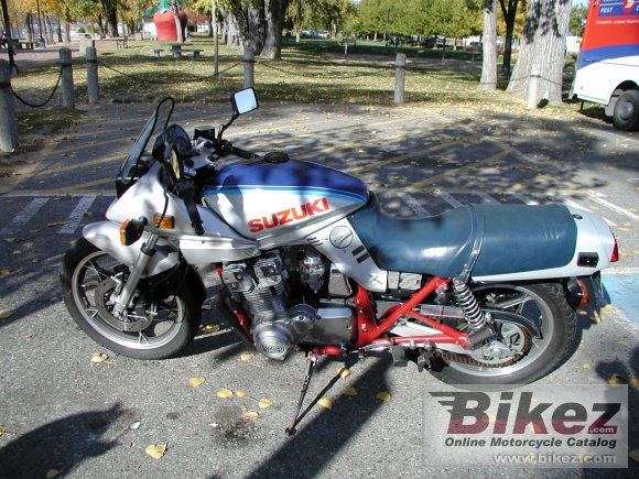 Suzuki GSX 750 S Katana