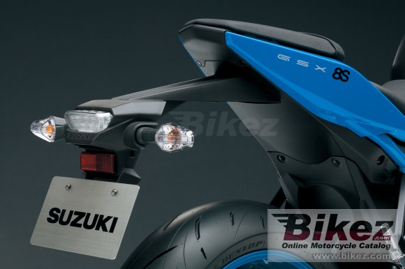 Suzuki GSX-8S