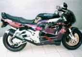 Suzuki_GSX-R_1100_WS_1995