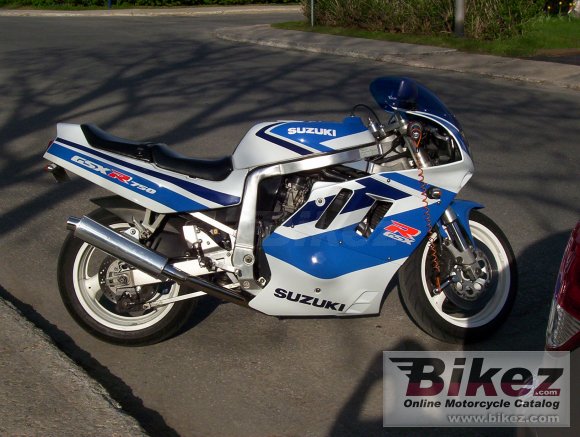 Suzuki GSX-R 750