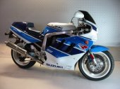 Suzuki_GSX-R_750_1990