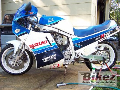 Suzuki GSX-R 750