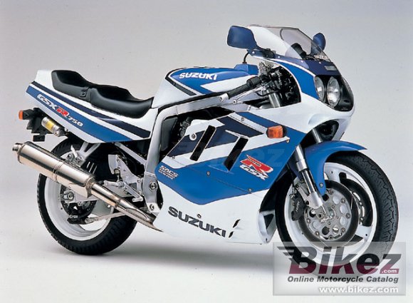 Suzuki GSX-R 750