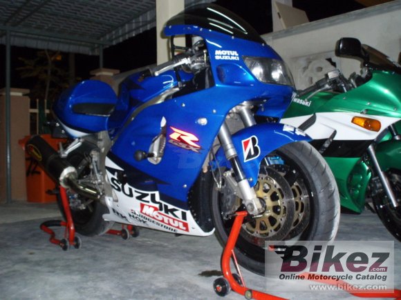 Suzuki GSX-R 750