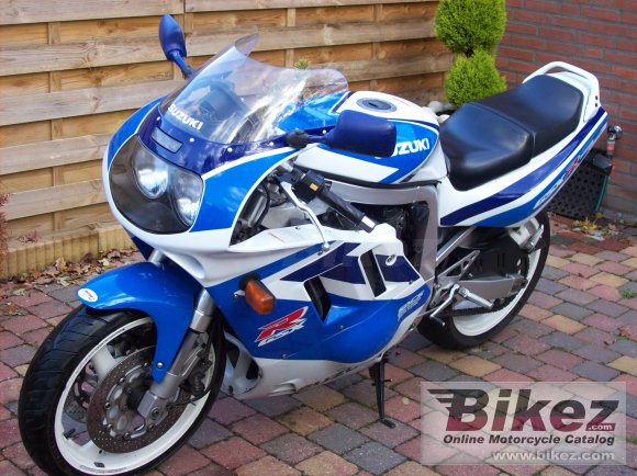 Suzuki GSX-R 750