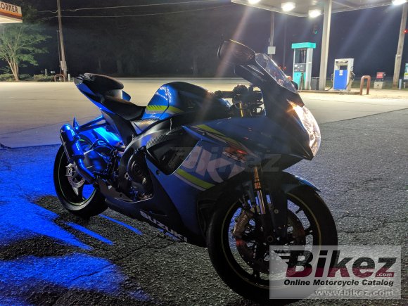 Suzuki GSX-R750