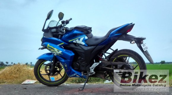 Suzuki Gixxer SF