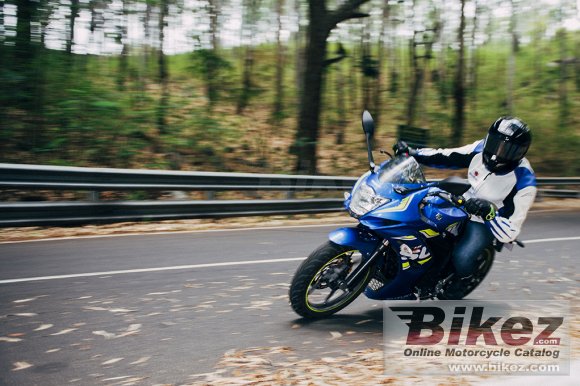 Suzuki Gixxer SF