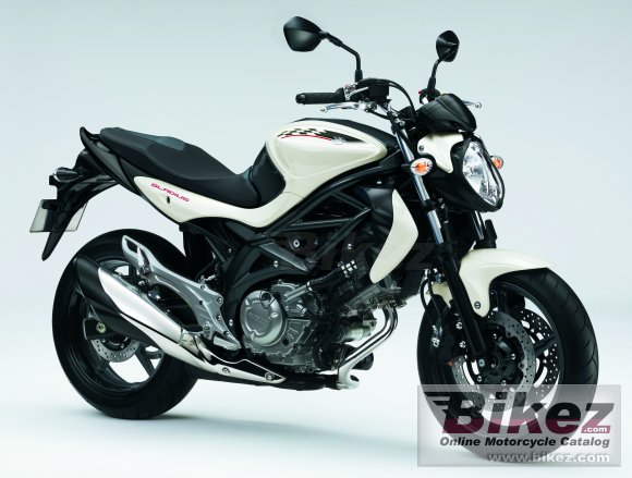 Suzuki Gladius