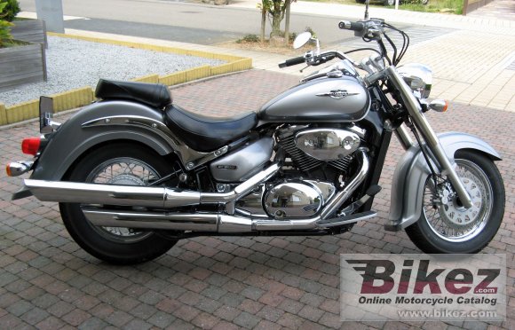 Suzuki Intruder C800