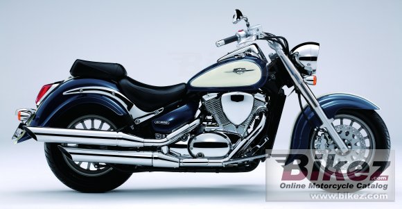 Suzuki Intruder C800