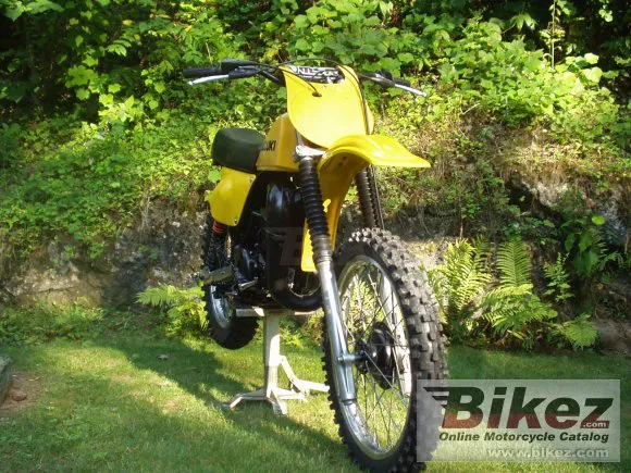 Suzuki RM 400 C