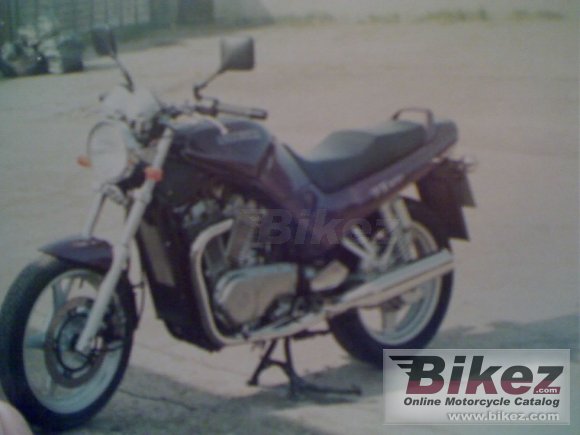 Suzuki VX 800