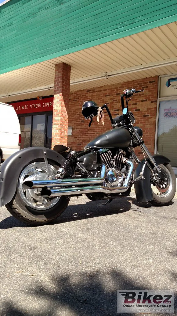 Suzuki VZ 800 Marauder