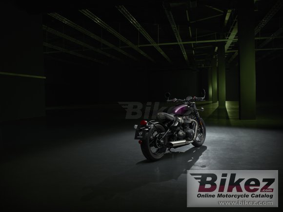 Triumph Bonneville Bobber Purple Stealth Edition