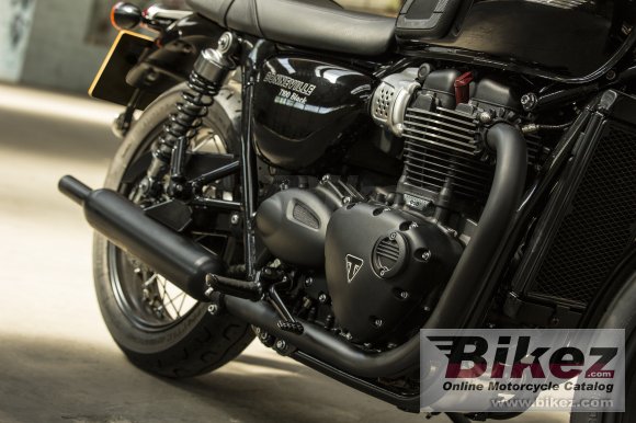 Triumph Bonneville T100 Black