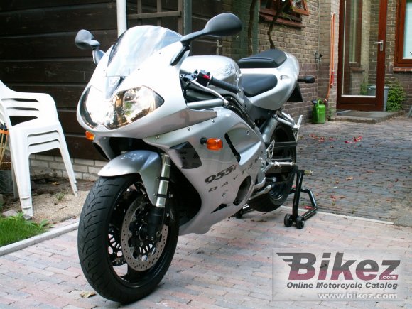 Triumph Daytona 955i