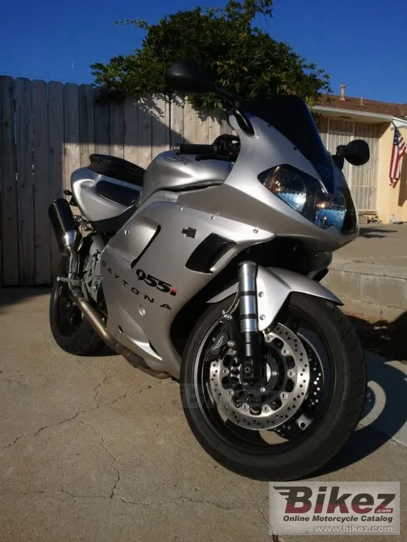 Triumph Daytona 955i