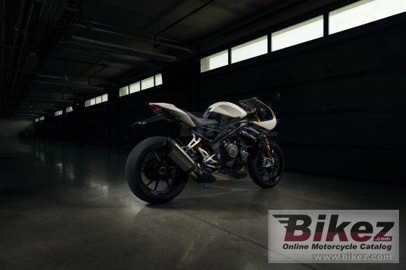 Triumph Speed Triple 1200 RR