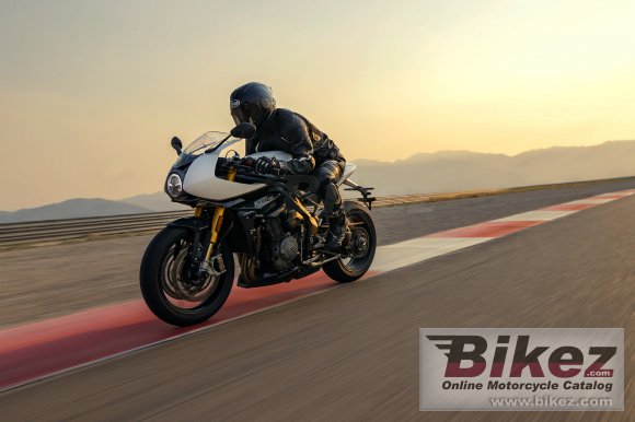 Triumph Speed Triple 1200 RR