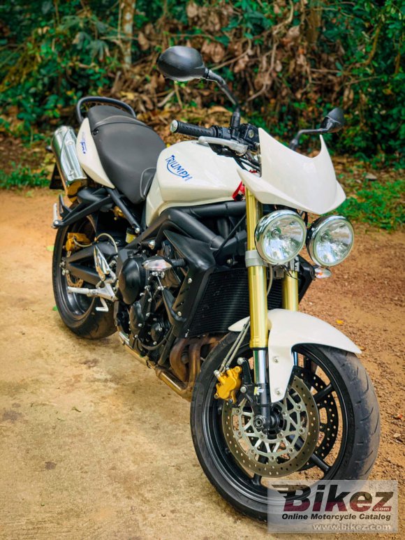 Triumph Street Triple 675