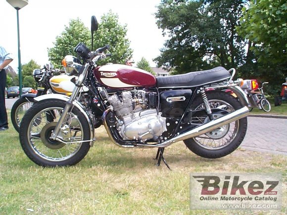 Triumph T 160 V Trident 750