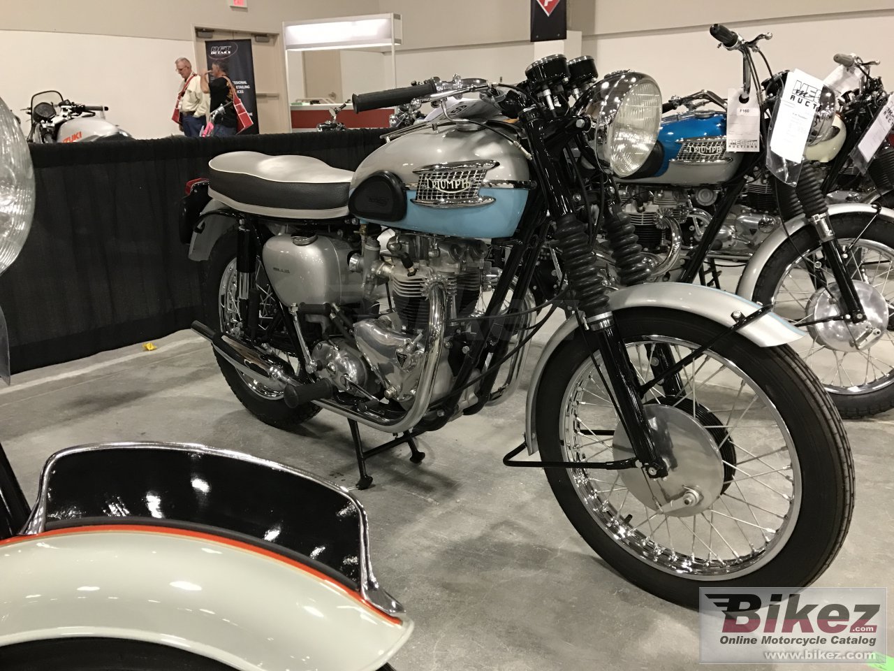 Triumph T120 R Bonneville