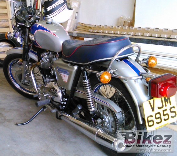 Triumph T140 V Bonneville SIlver Jubilee