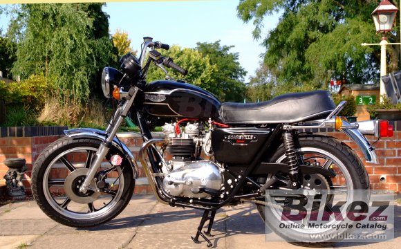 Triumph T140D