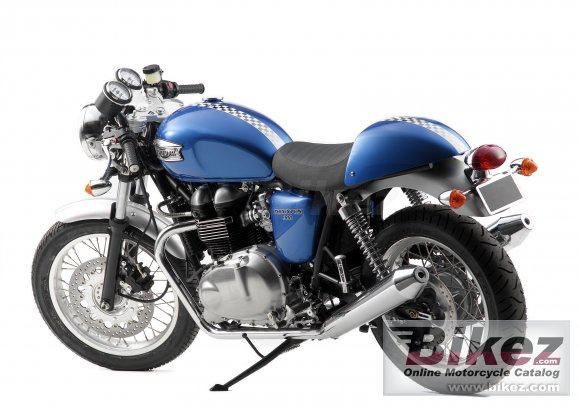 Triumph Thruxton 900