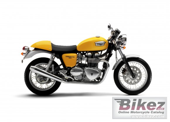 Triumph Thruxton 900