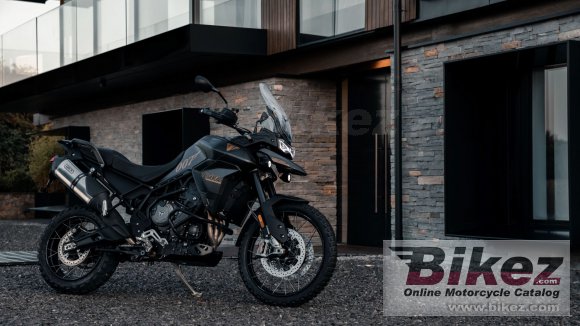 Triumph Tiger 900 Bond Edition