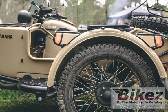 Ural Gear Up Sahara