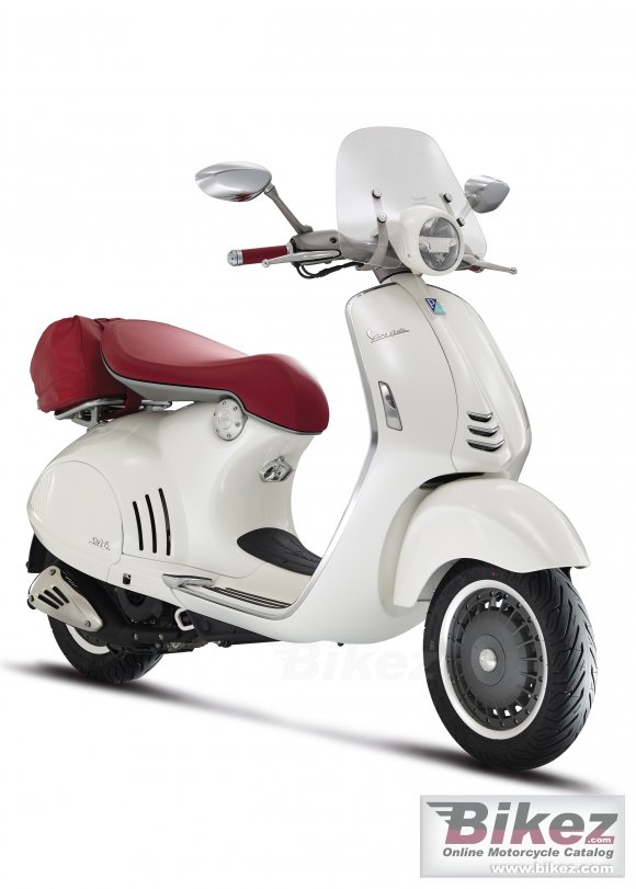 Vespa 946