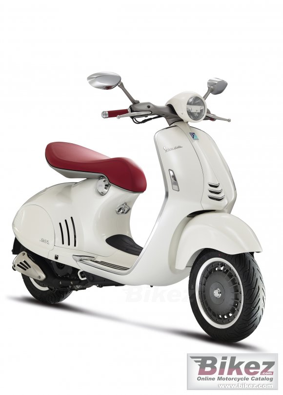 Vespa 946